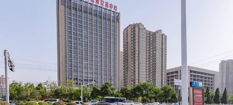 艺龙安云酒店(商丘高铁站第四高级中学店)图片