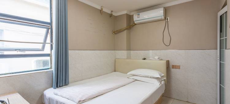 南京一家人宾馆(殷巷新寓诚信大道地铁站店)图片