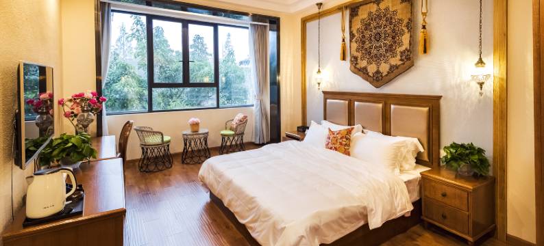 洪雅17舍河畔·泳池精品民宿图片