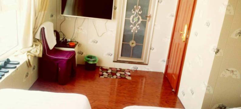 巴彦淖尔天和源小宾馆图片