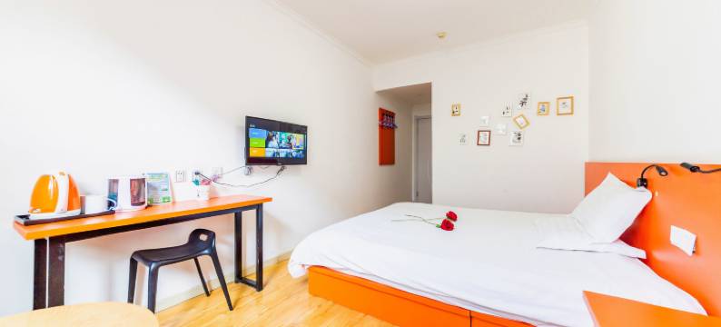 蜜蜂酒店(呼和浩特维多利商场火车站店)图片