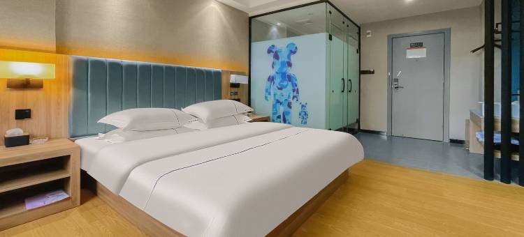 如家睿柏·云酒店(钦州湾广场店)图片