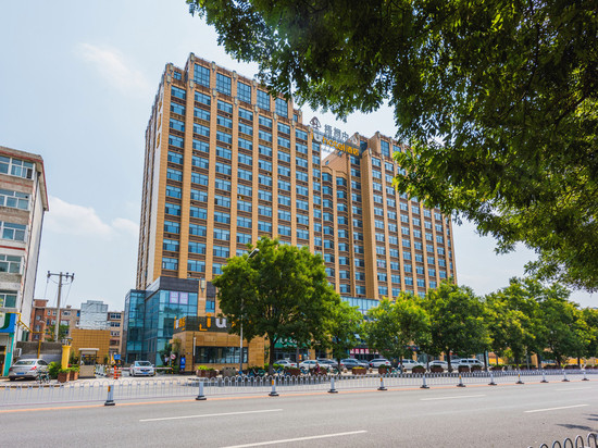 美度智能酒店(河北大学附属医院店)