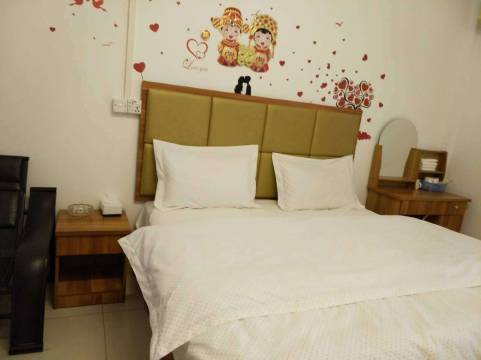 爱情公寓(中兴村店)