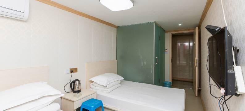 东城快捷宾馆(平四路店)图片
