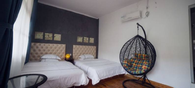 凤凰凰宫庭院客栈图片