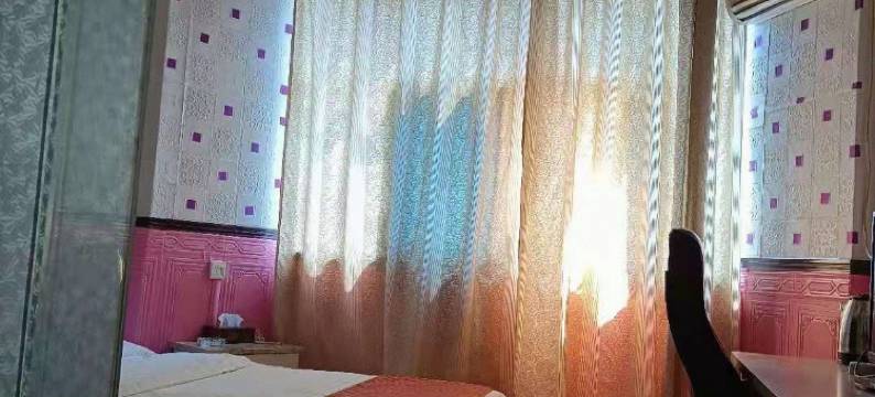 舞钢市越秀快捷酒店图片