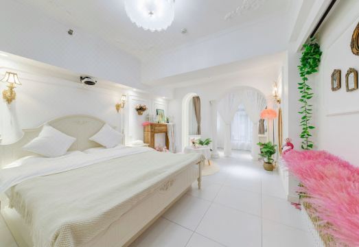 Manyu Homestay (Xi'an Xiaozhai Subway Station History Museum) Hotel Overview