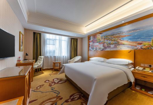 Vienna Hotel (Ruichang Liansheng) Hotel Overview