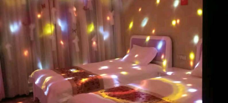 毕节婷婷主题公寓图片