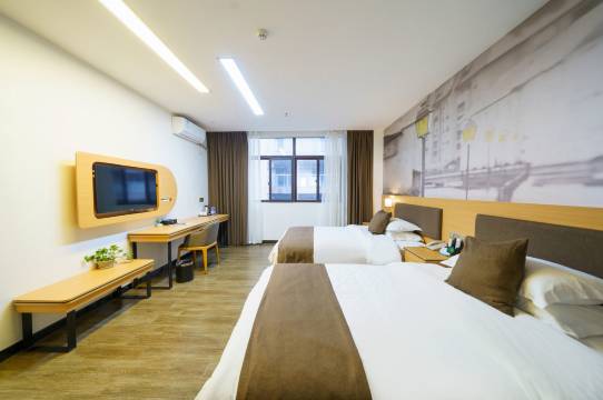 亨通酒店(防城港行政中心店)