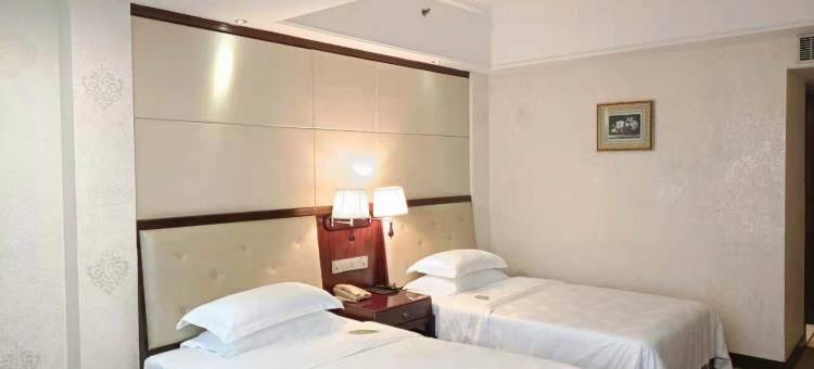 励豪商务酒店(中山大涌红木文化博览城店)图片