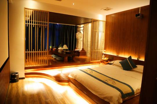 普宁仙逸璟酒店