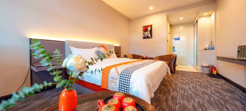 东仕酒店(火炬张家边店)图片