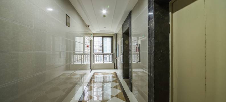 郑州悠然居青旅(郑东万象城高铁东站店)图片