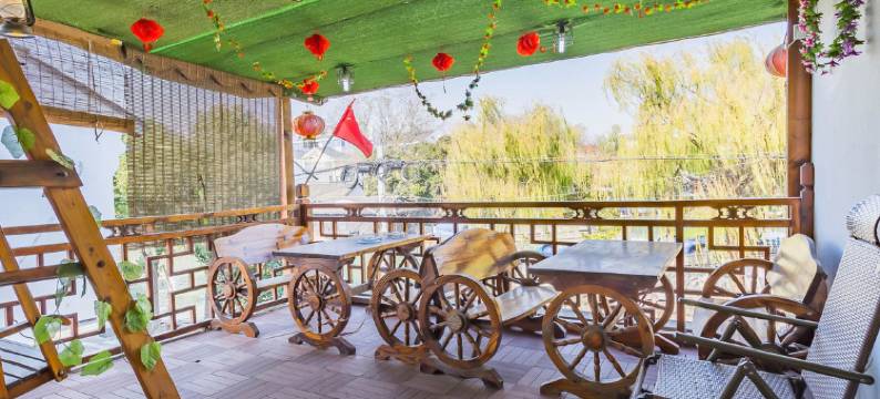 周庄依水望亭精品客栈图片