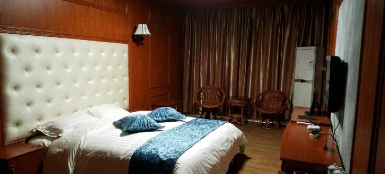 大方好兴情酒店图片