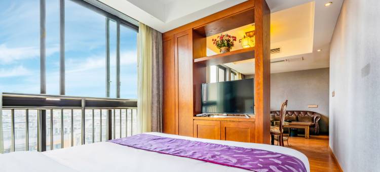 君逸假日酒店(合川财富广场店)图片