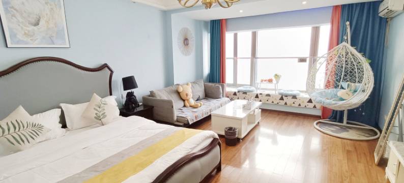 重庆星屿江畔江景公寓(南滨路烟雨公园店)图片