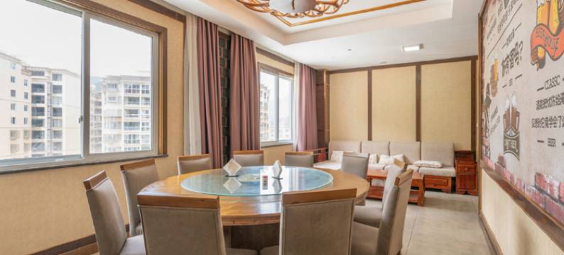 康定飞聚酒店(康定新城广场店)图片