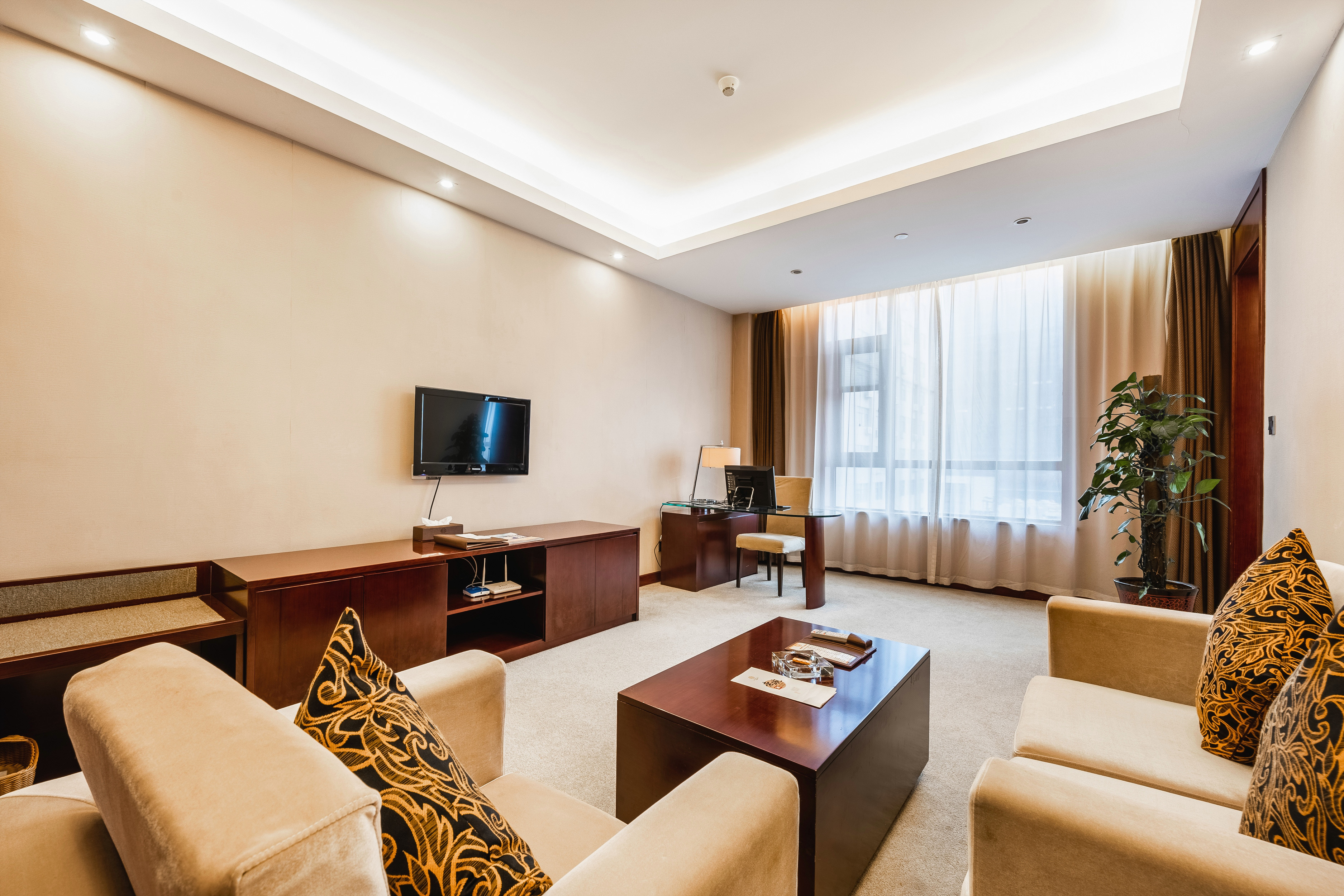 Intercity Hotel Over view