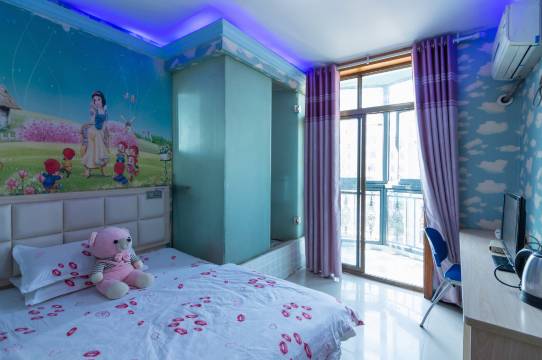 武汉佳图民宿(光谷广场店)