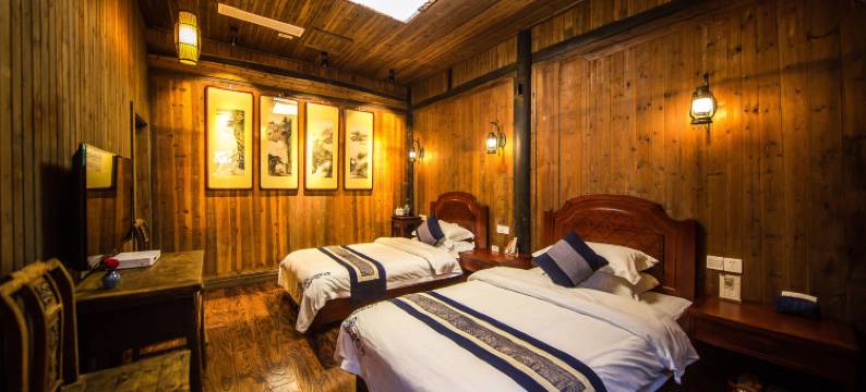 浪漫花涧山客草堂民宿图片