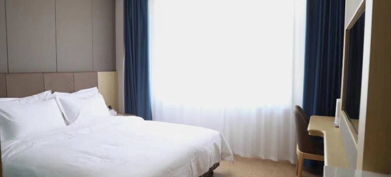 万泰大酒店(九台火车站店)图片