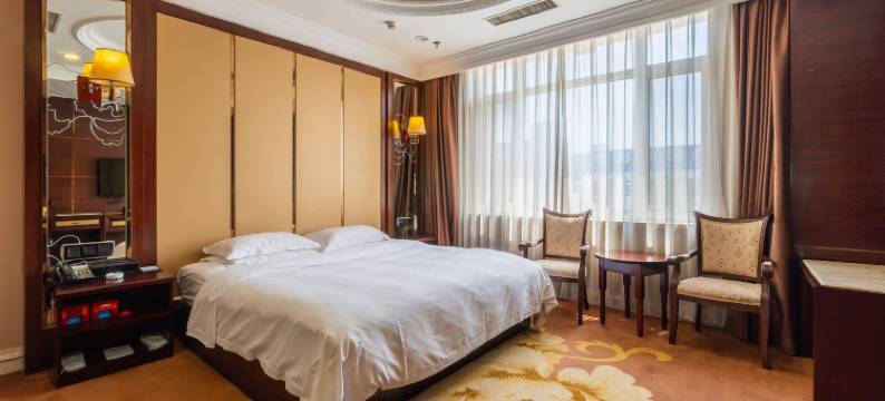 东港润增大酒店图片