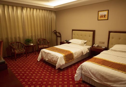 Right banner lingshui hot spring hotel Hotel Overview