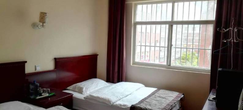 凤庆数字宾馆(稻香街分店)图片