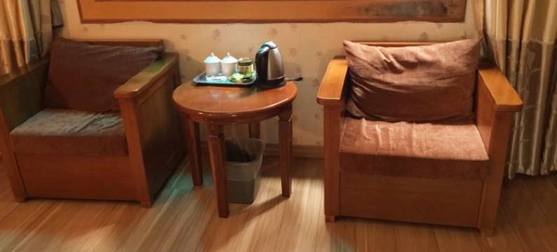 盈江华玉宾馆图片