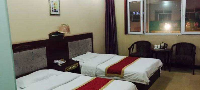 保德盛兴源商务酒店图片