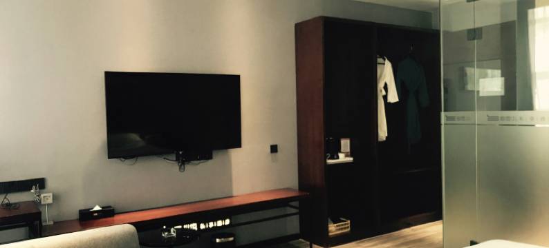 雅安心也私享酒店(正黄时代天街店)图片