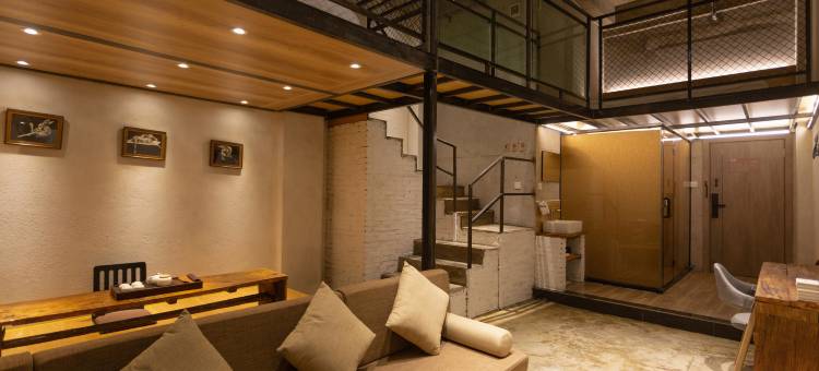 无隐良居酒店(蒙自昭忠路店)图片