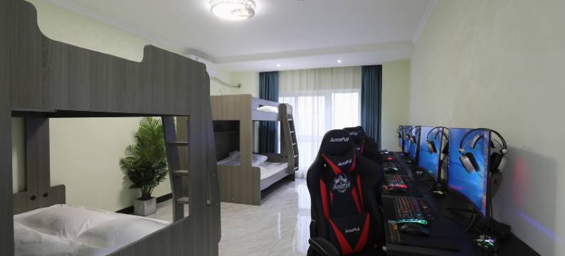 凯冠电竞公寓(三桥万象城店)图片