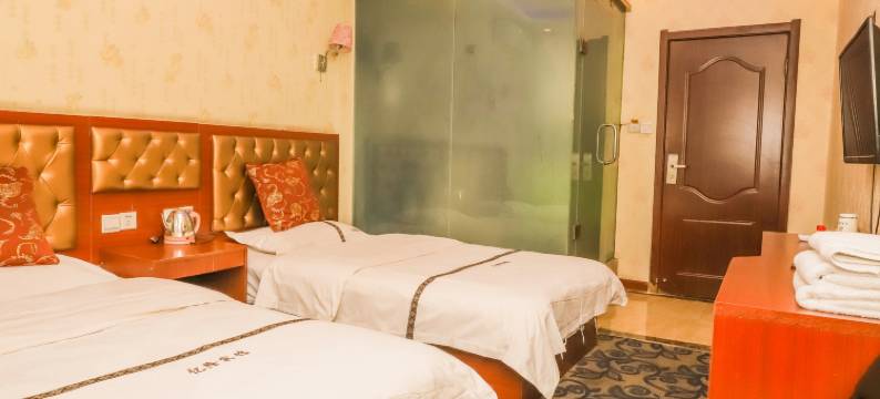 郑州亿隆时尚宾馆(秦岭路地铁站店)图片