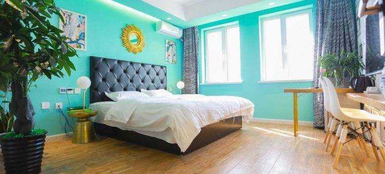 轻住酒店·果然精品(乐松机场巴士凯旋广场店)图片