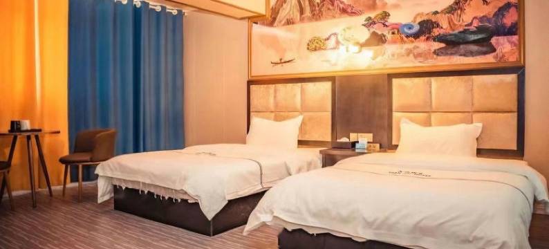 白宫大酒店(布拖汽车站店)图片