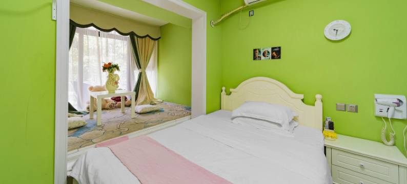 成都七贤居主题公寓图片