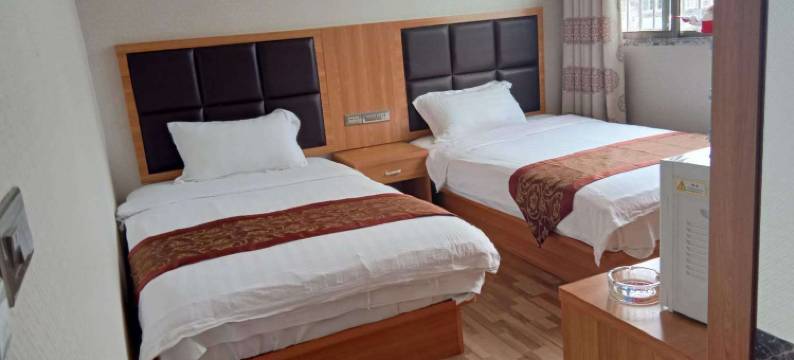 六盘水一家酒店图片