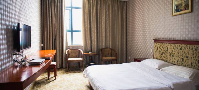 武汉华晨假日宾馆图片