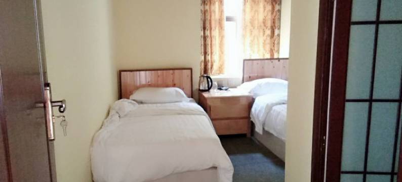 稻城阿当崩呷民居图片