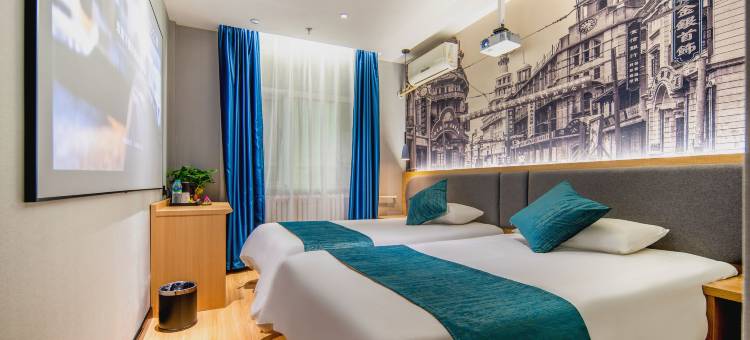 灰鲸智能酒店(保定万博广场店)图片