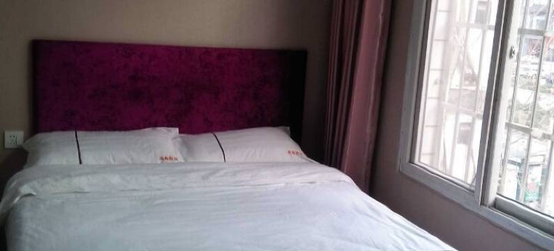 虫虫客栈(南阳师院店)图片