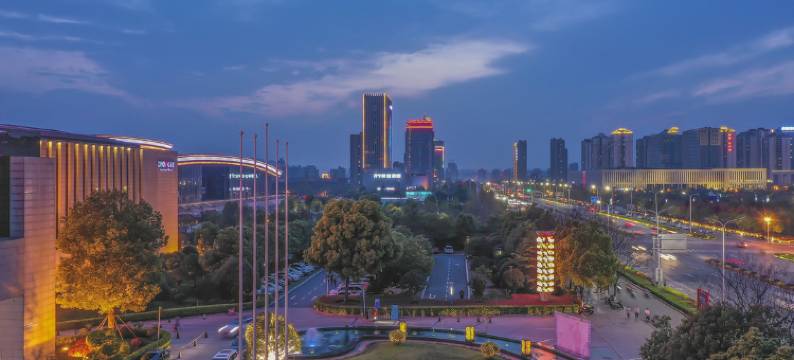 信阳中乐百花酒店(市政府万达广场店)图片