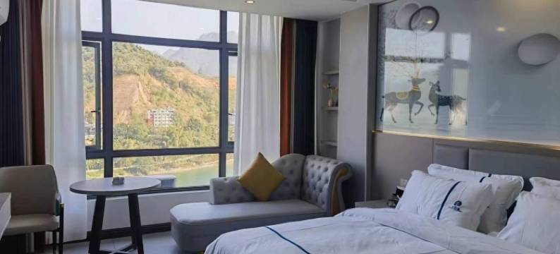 天峨万豪酒店图片