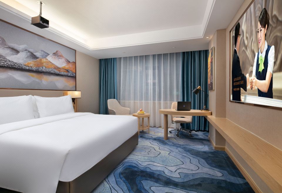 Vienna Hotel (Longhui Bus Terminal)Hotel Overview