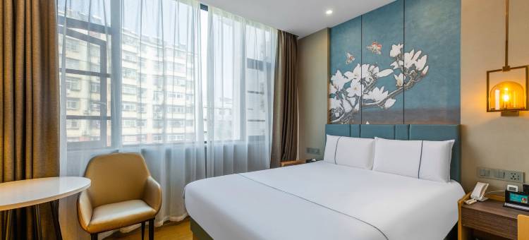 白玉兰酒店(黄石大冶北站雨润广场店)图片