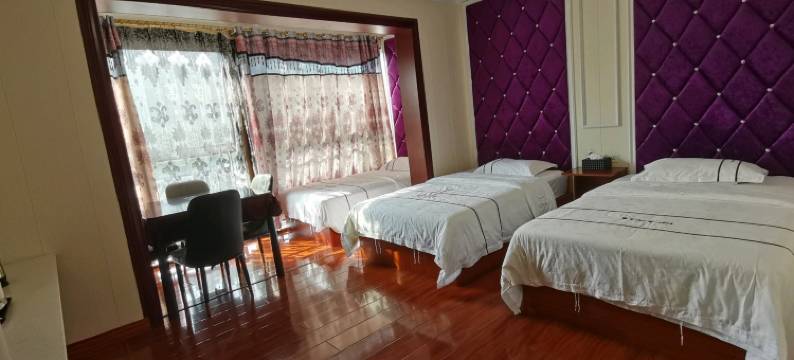 宝山宾馆(梵净山景区东门店)图片